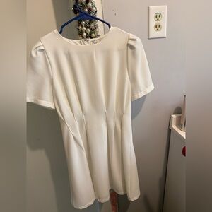 Elegant White Dress Women’s Small NEVER WORN